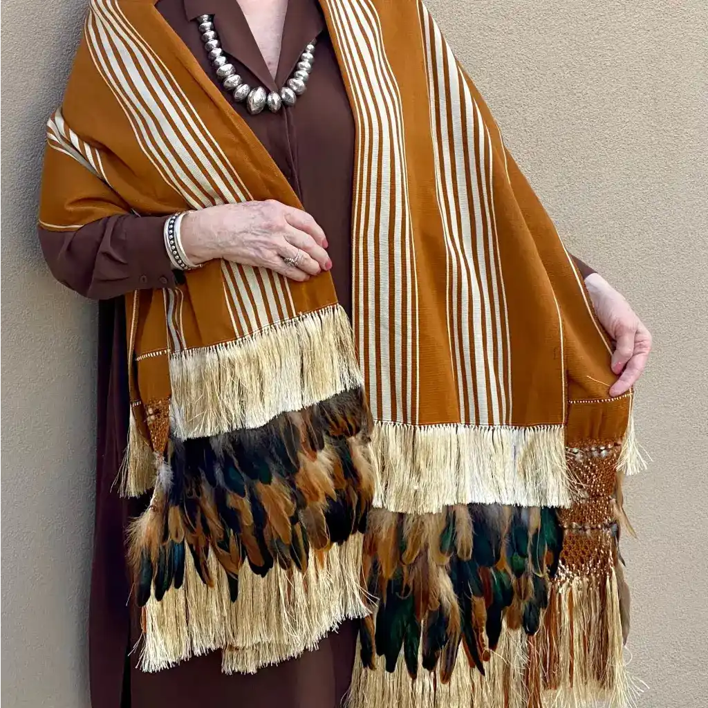 Purepecha rebozo with fringe and feathers - Shawl
