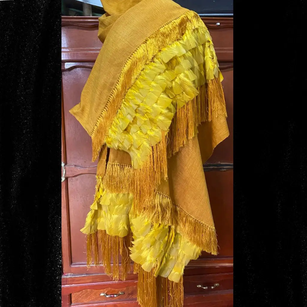 Purepecha rebozo with fringe and feathers - Shawl