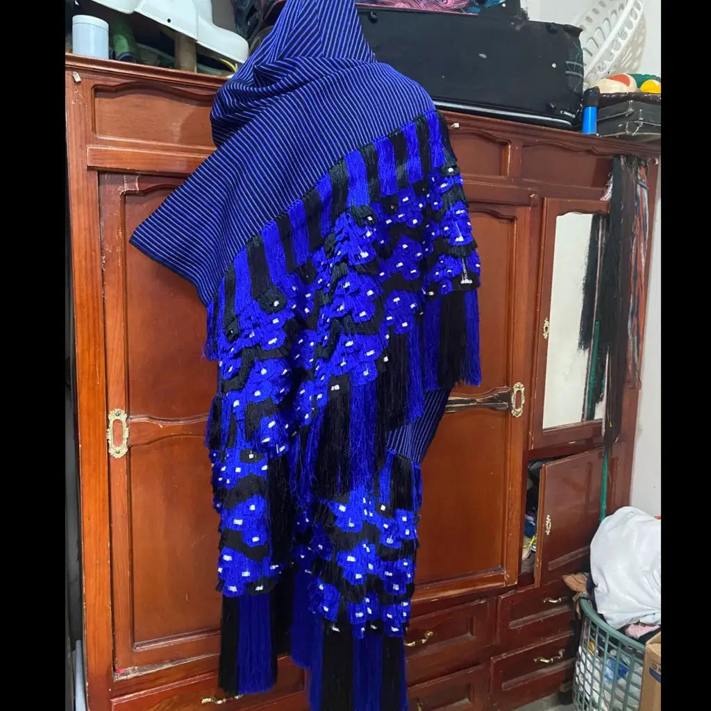 Purepecha rebozo with fringe and flowers - Shawl