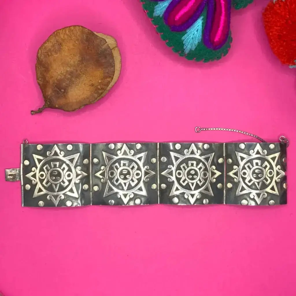 Taxco bracelet with inlaid silver circa 1940