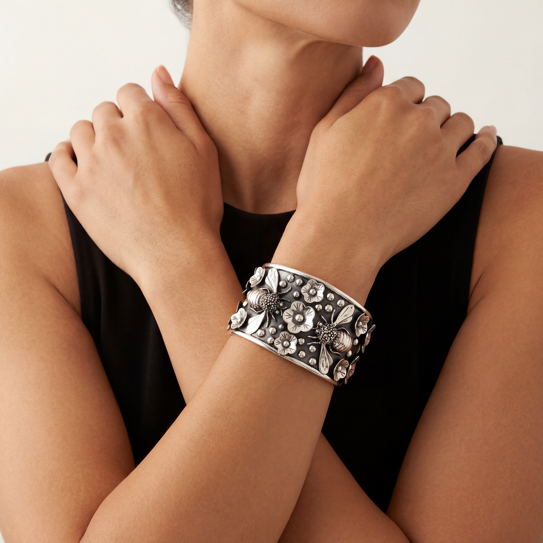Taxco silver bracelet with bees 