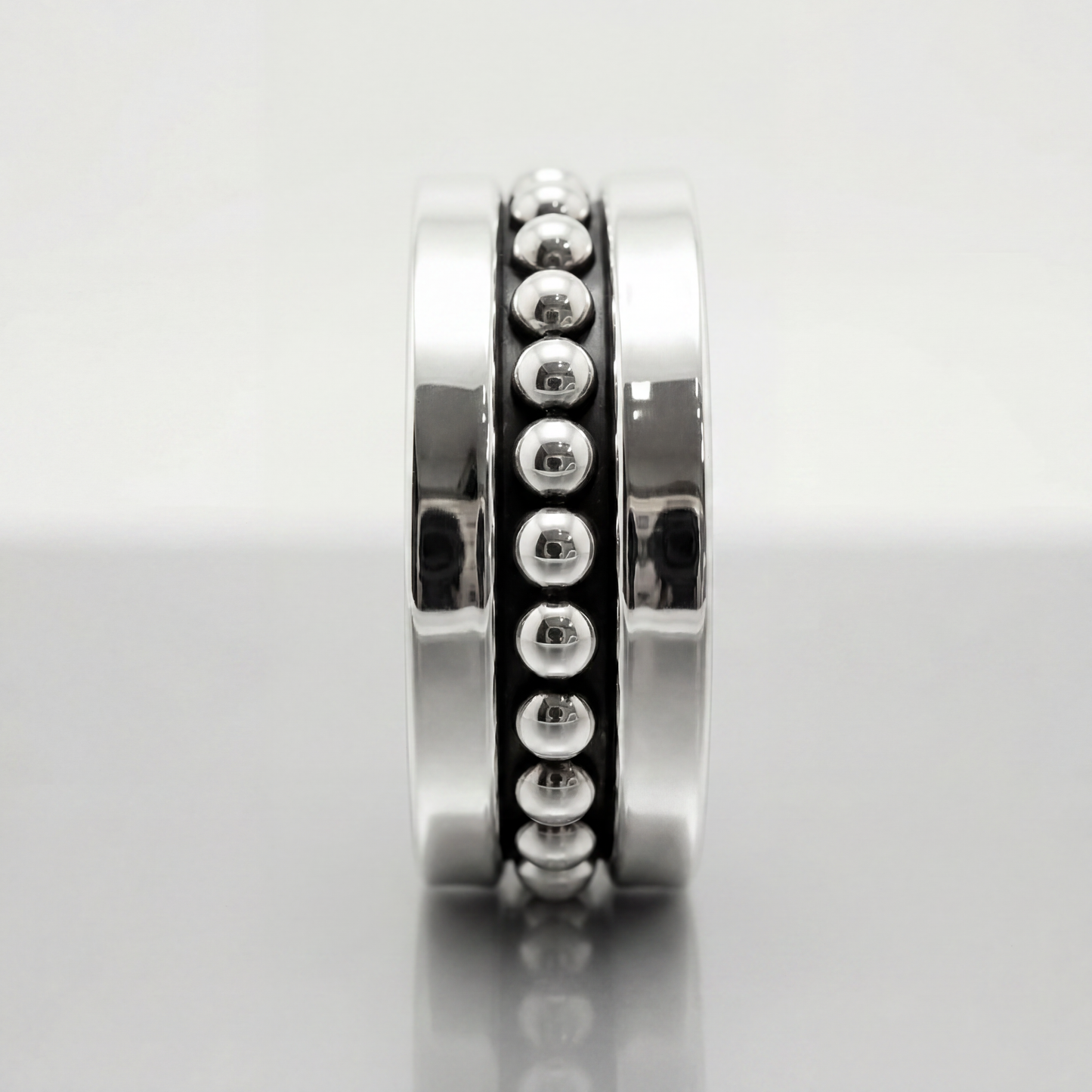 Silver Taxco bracelet, modern design with dots-clamper style.