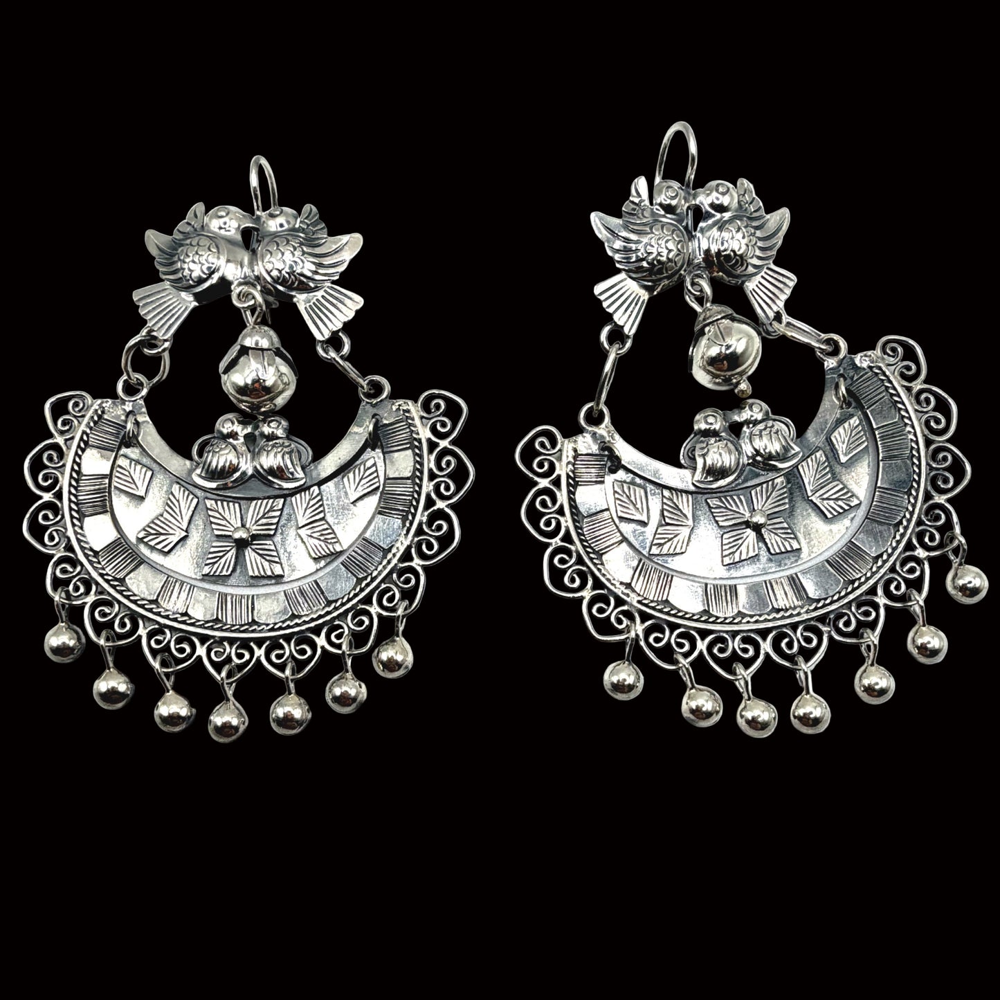 Mexican Mazahua silver dove earrings with silver balls, handmade, pure silver