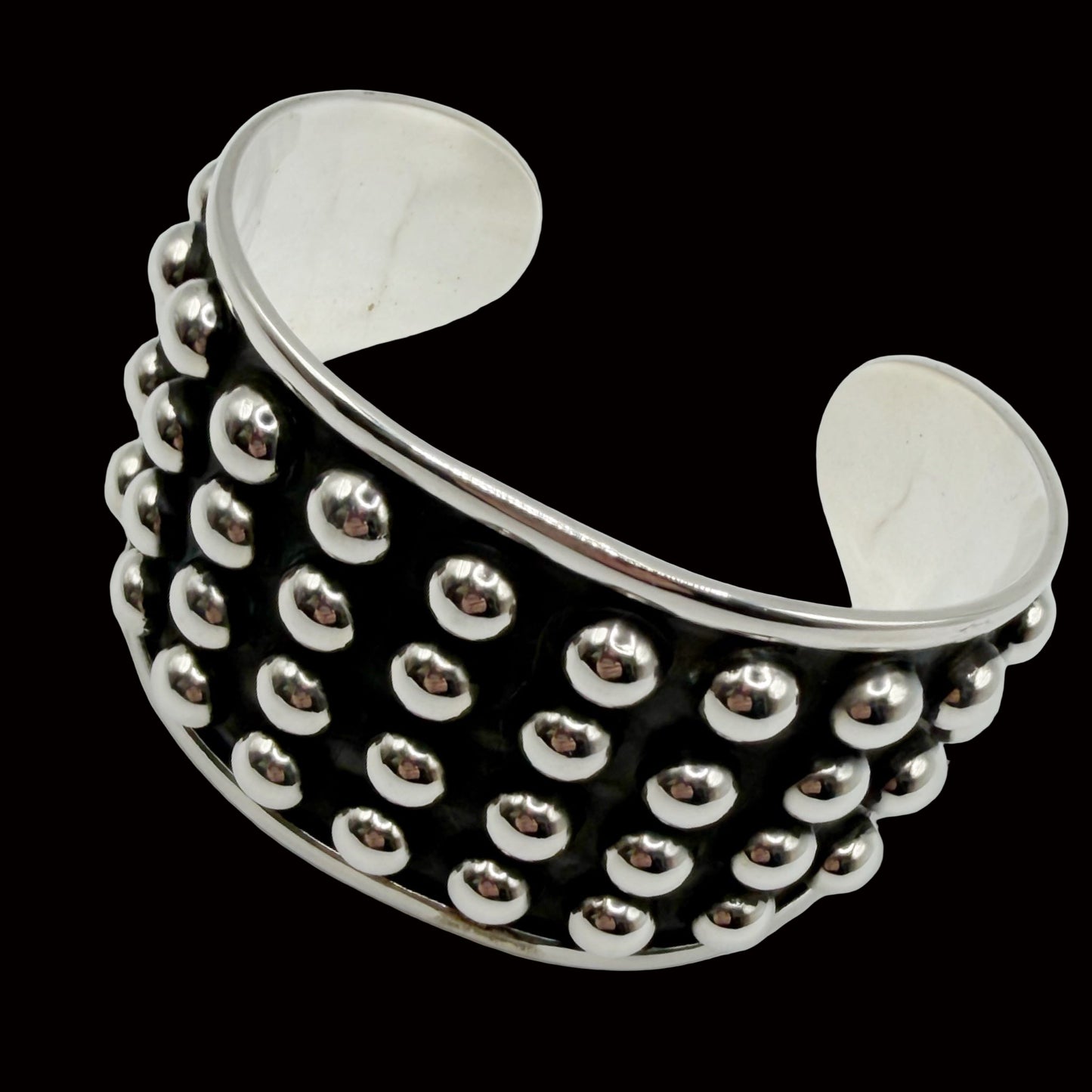 Silver dot Taxco bracelet, modern design and like a vintage Taxco bracelet