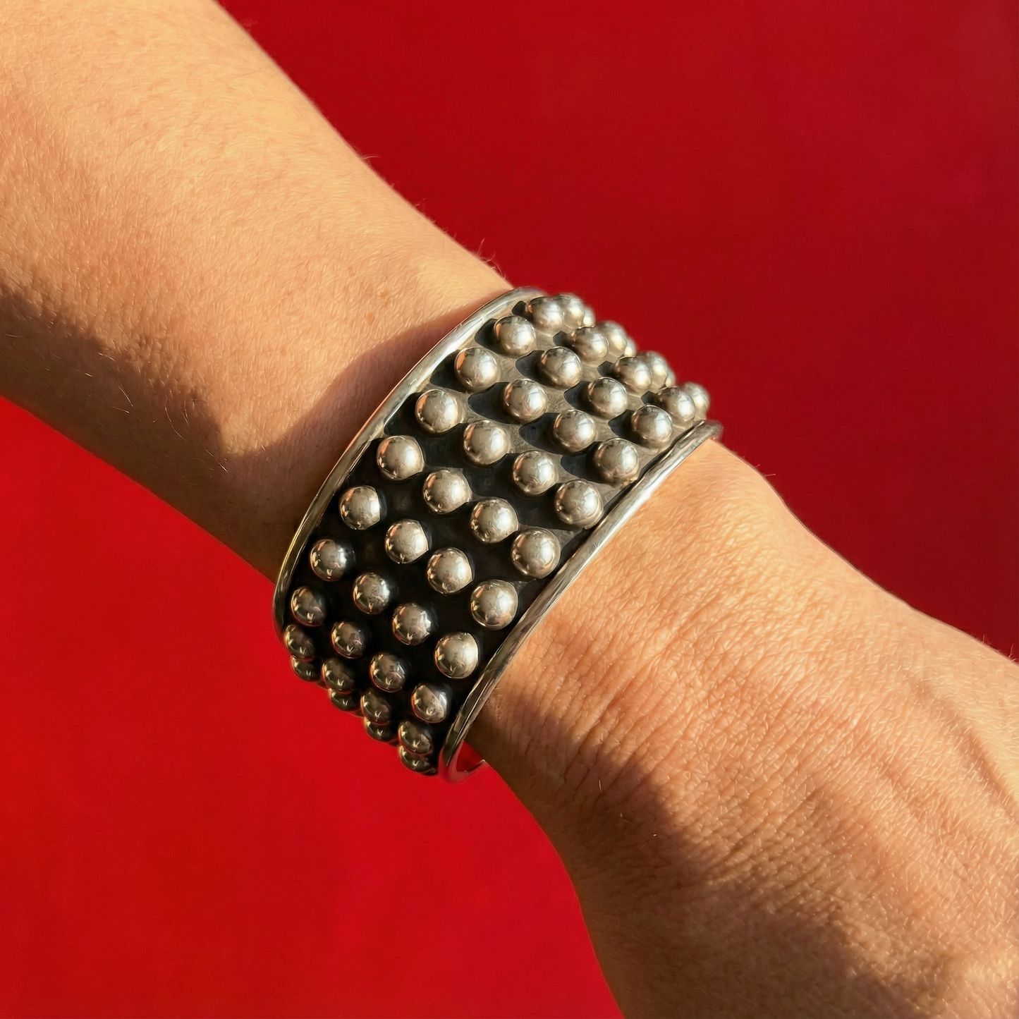 Silver dot Taxco bracelet, modern design and like a vintage Taxco bracelet