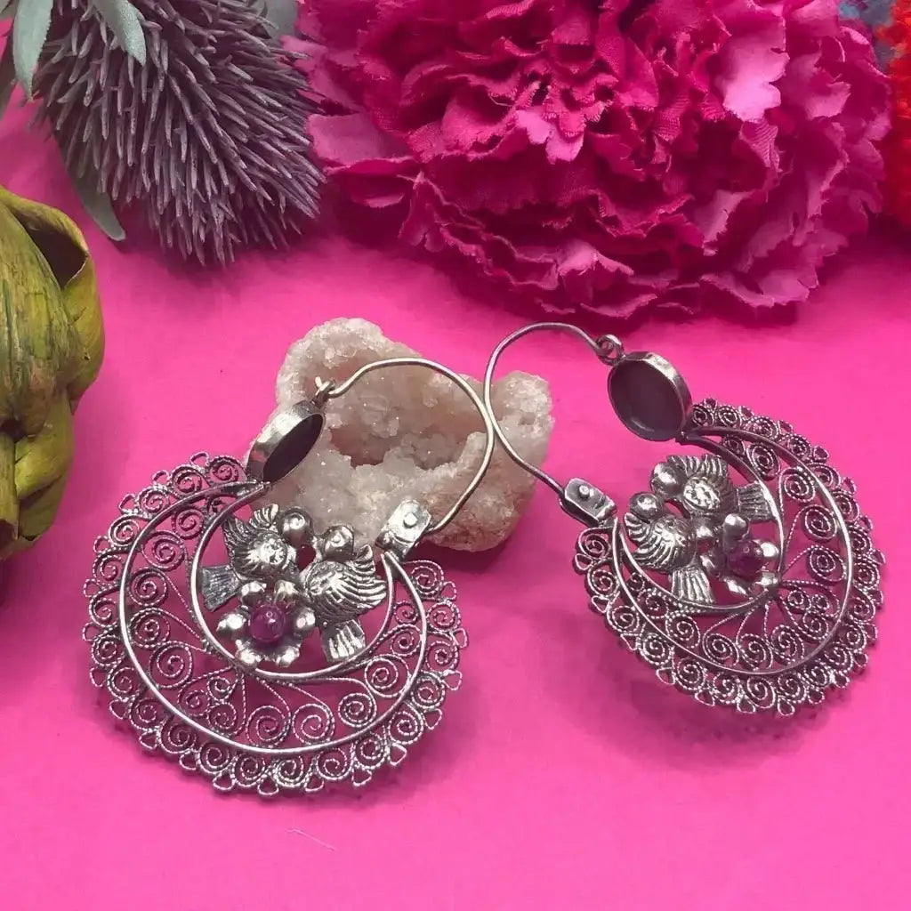 Arracada Mexican filigree earrings with flowers and doves