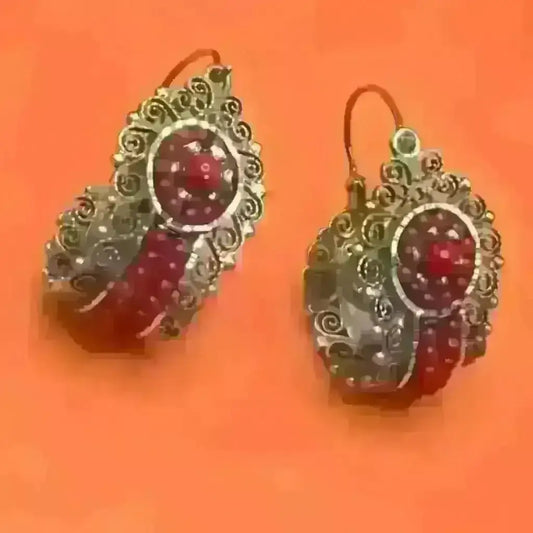 Oaxaca hoop filigree earrings with coral beads - Frida Kahlo
