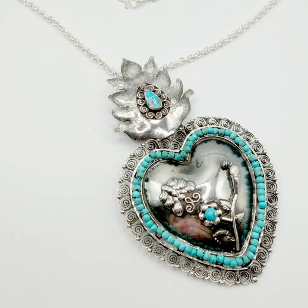 Oaxacan Silver filigree heart pendant with turquoise