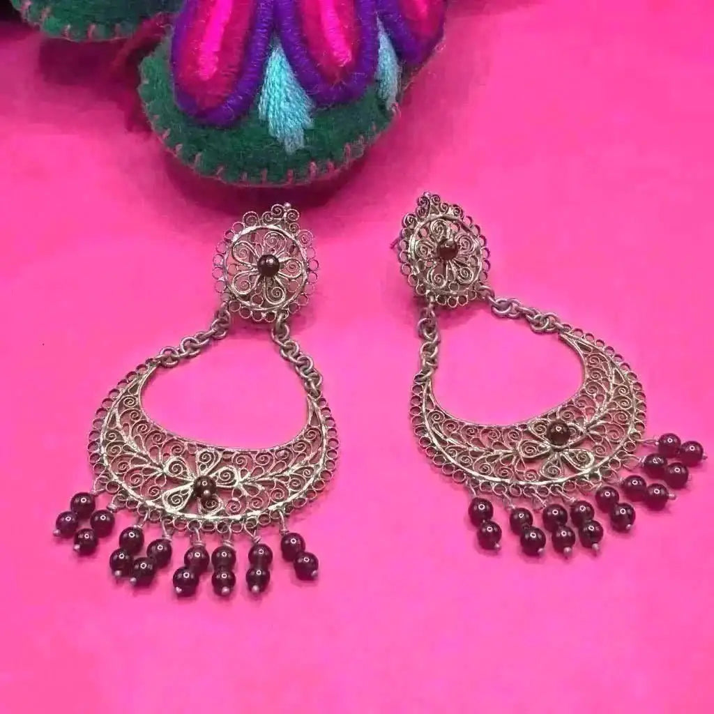 Oaxacan vintage Silver filigree earrings with garnets circa