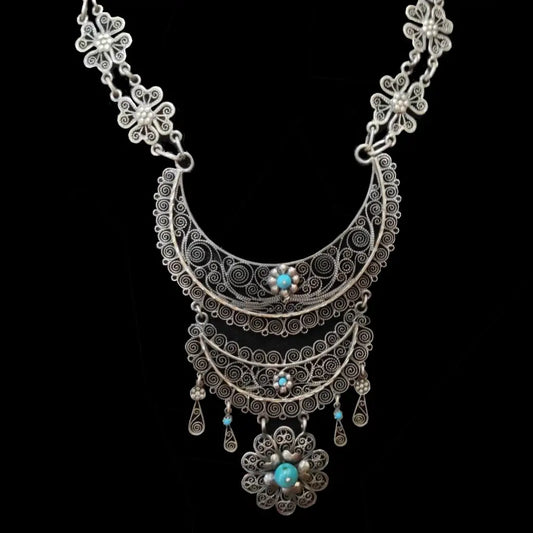 Oaxacan vintage Silver filigree necklace with turquoise