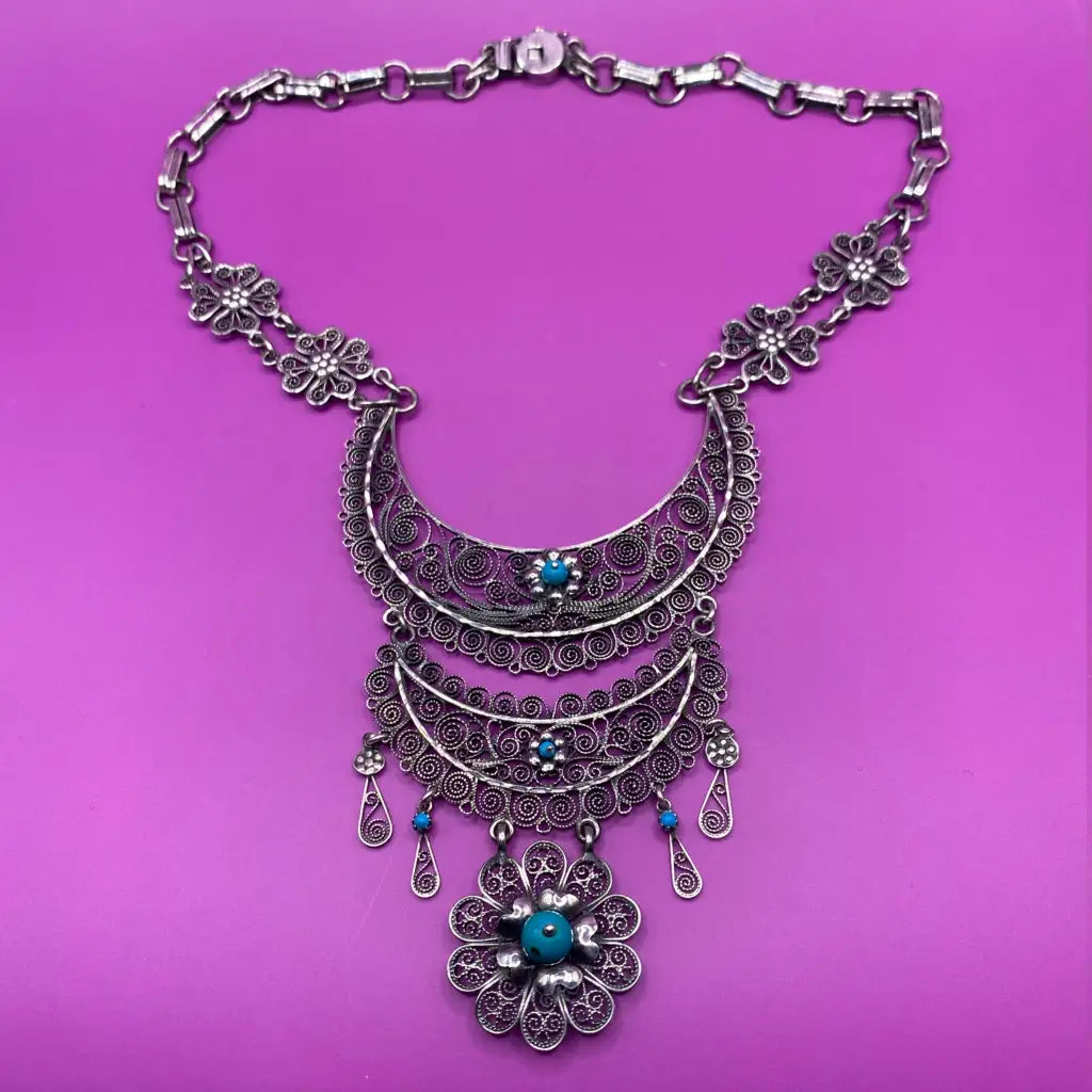 Oaxacan vintage Silver filigree necklace with turquoise