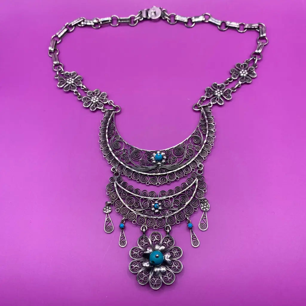 Oaxacan vintage Silver filigree necklace with turquoise