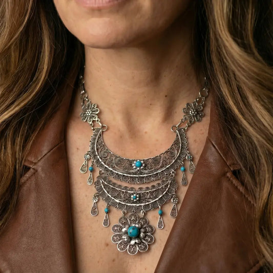 Oaxacan vintage Silver filigree necklace with turquoise