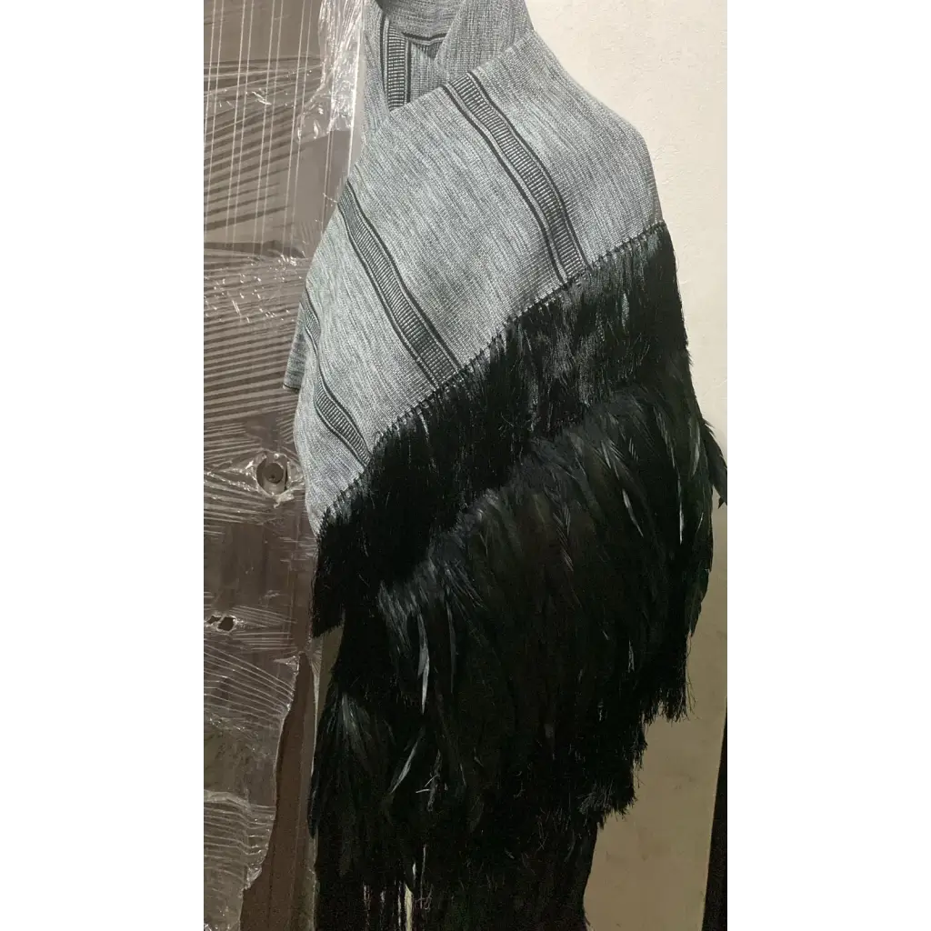 Purepecha rebozo with fringe and feathers - Shawl