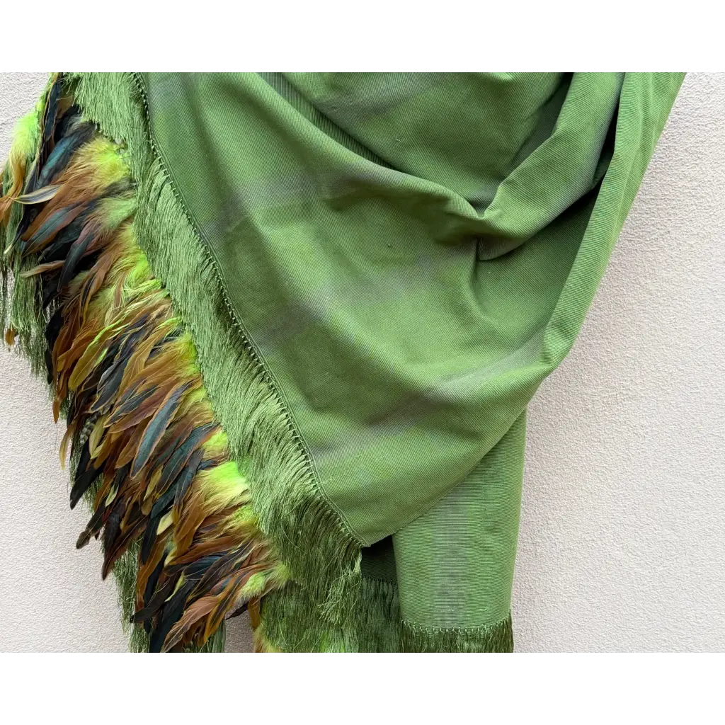 Purepecha rebozo with fringe and feathers - Shawl