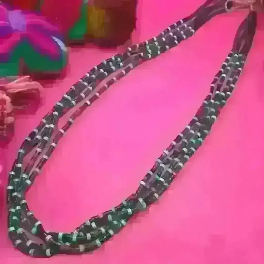 Santo Domingo turquoise heshi hand beaded necklace