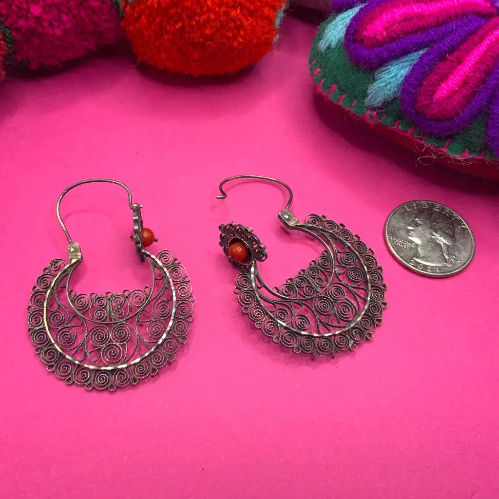 Silver Arracadas Earrings with coral - earrings