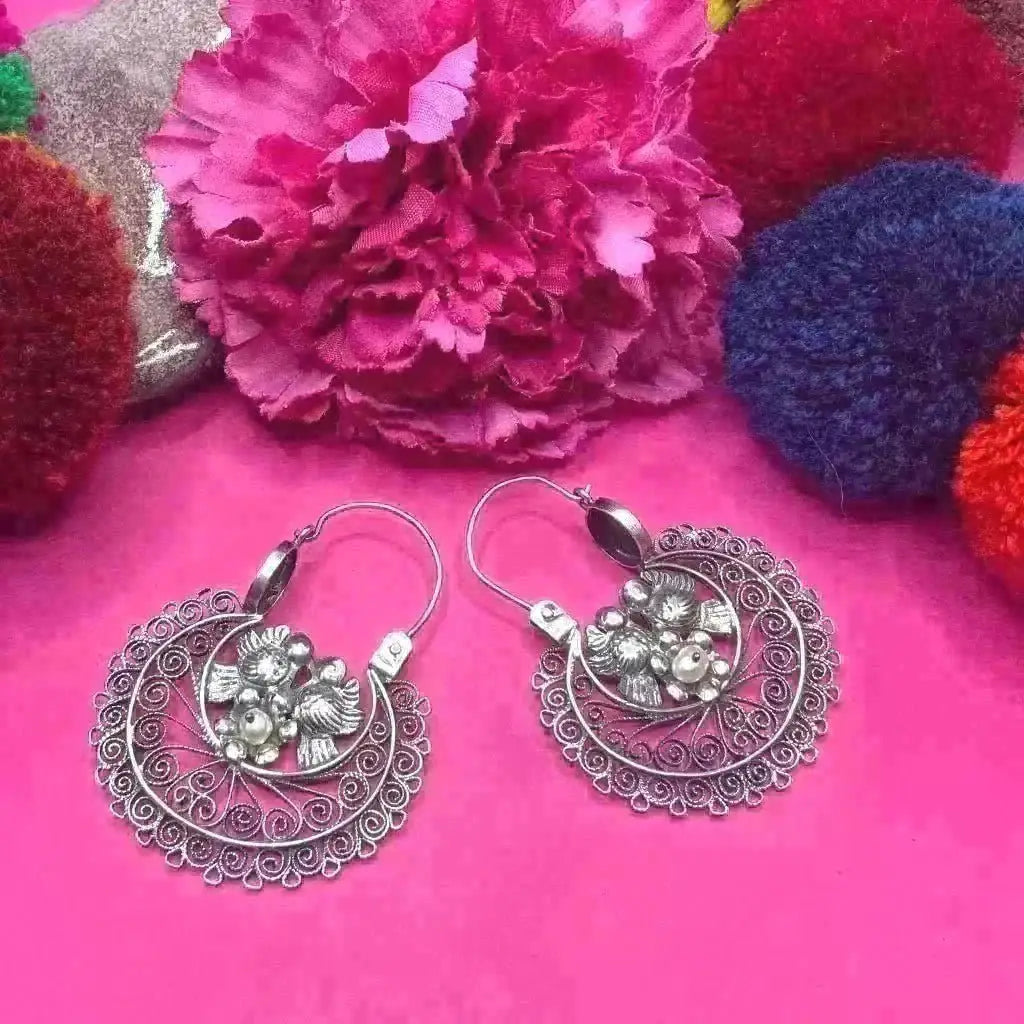 Silver Arracadas Earrings with doves flowers and pearls
