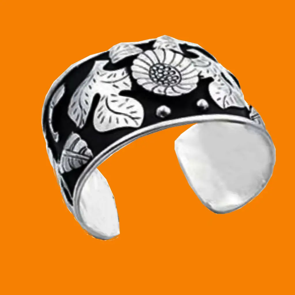 Silver Taxco bracelet modern design and like a vintage