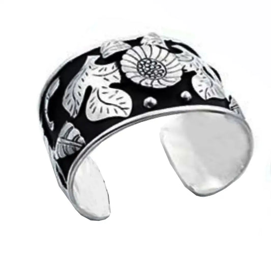 Silver Taxco bracelet modern design and like a vintage