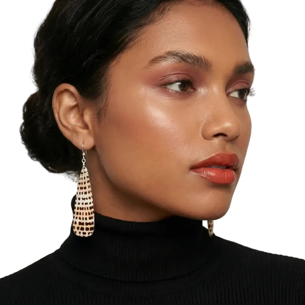 Tewa/Santo Domingo Native American earrings spotted shell