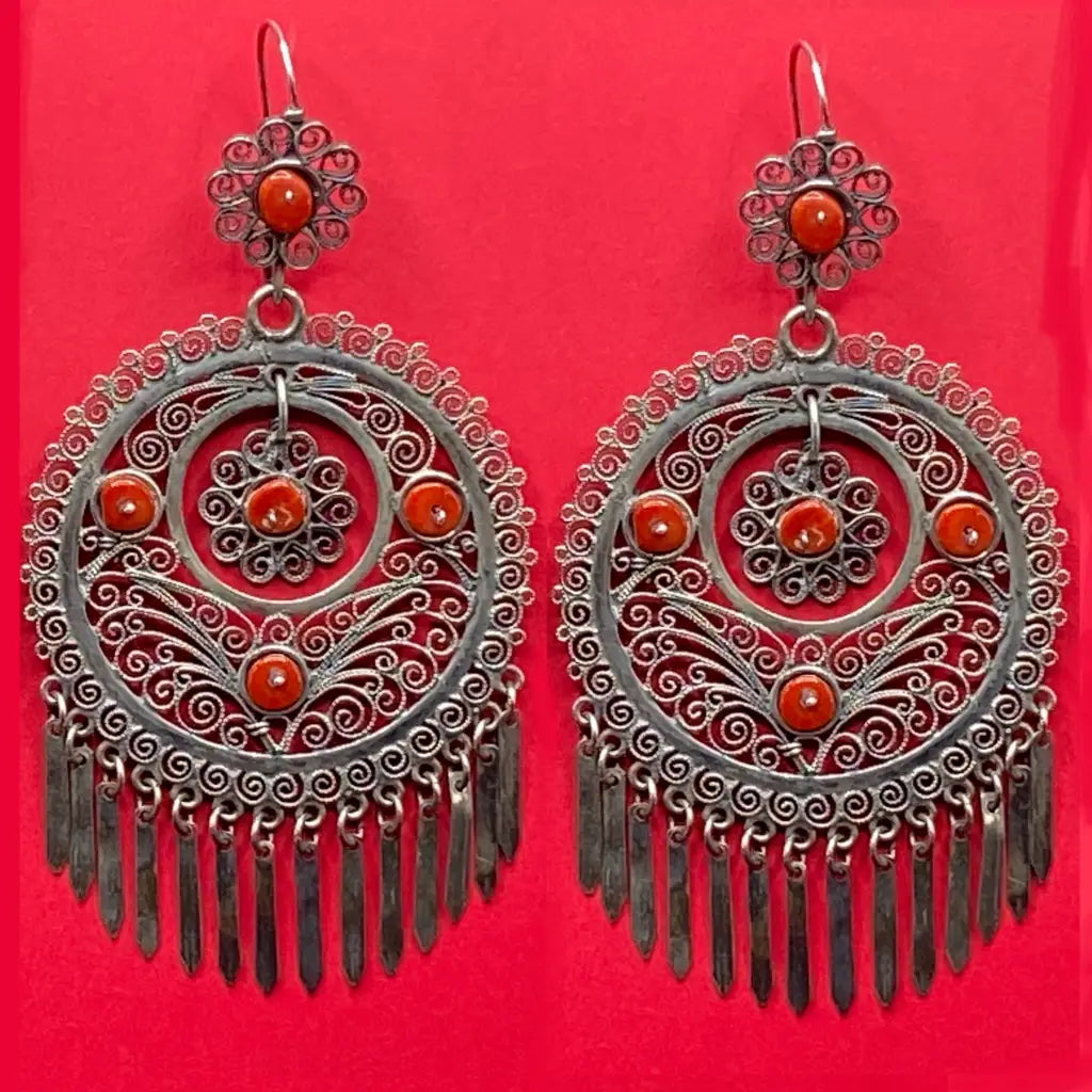 Vintage circa 1970 Oaxacan silver filigree earrings
