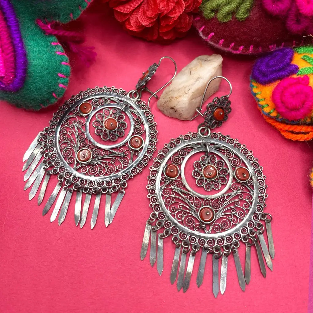 Vintage circa 1970 Oaxacan silver filigree earrings