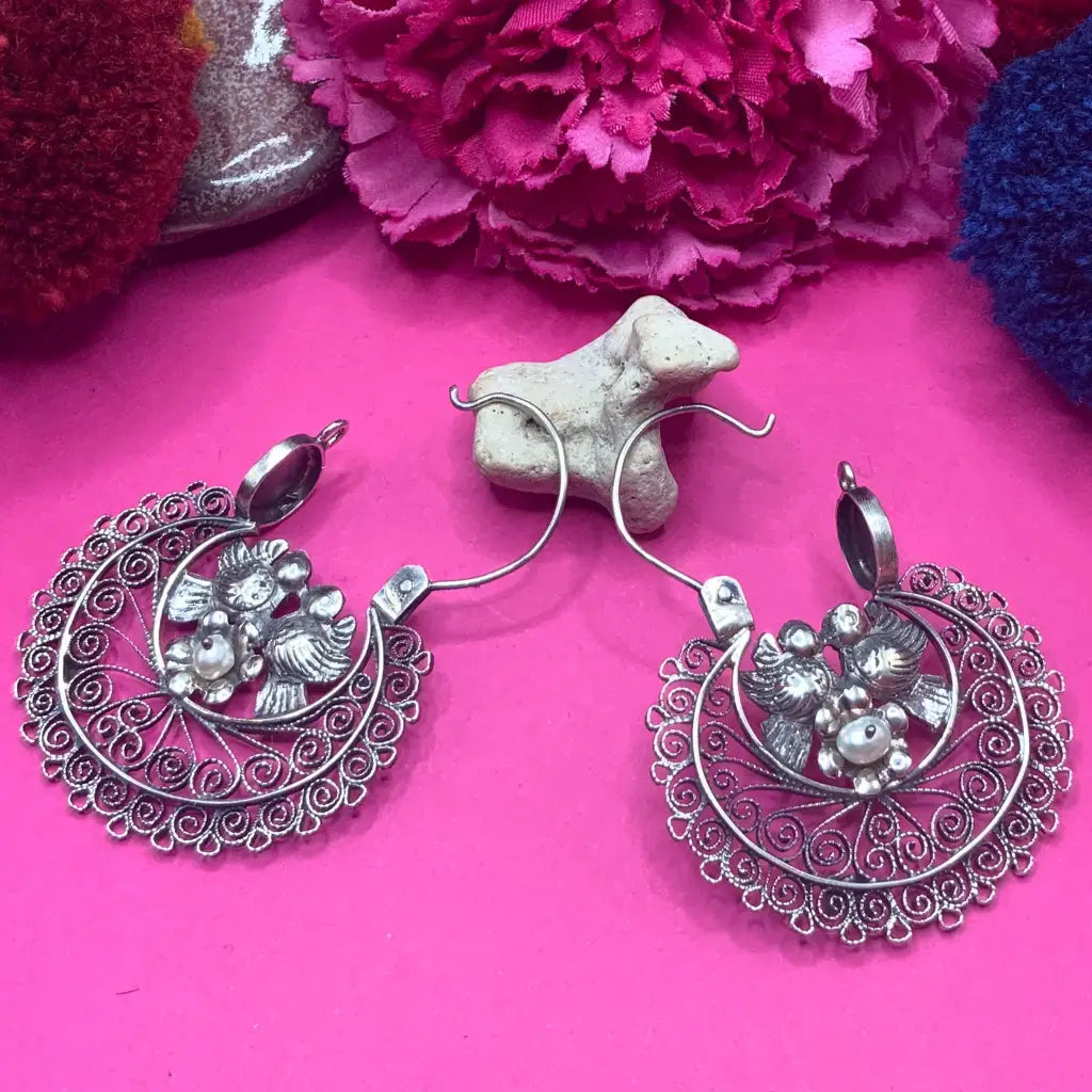 Vintage type Oaxacan arracada filigree earrings