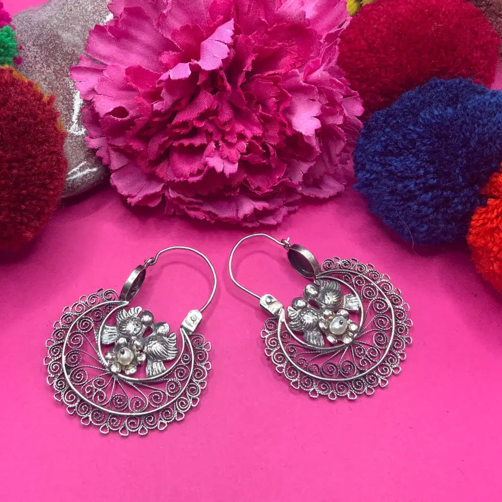 Vintage type Oaxacan arracada filigree earrings